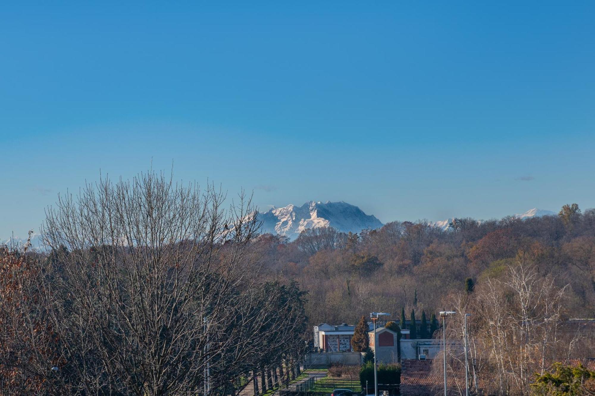 Stay House Mxp Airport Gallarate Bagian luar foto